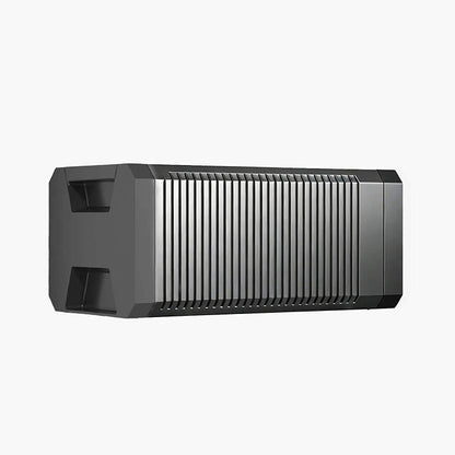 Hoymiles HiBattery 1920 AC em perspetiva, com as aletas de arrefecimento